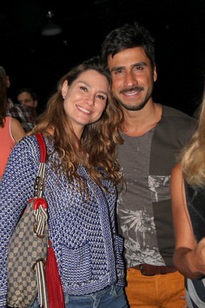 Lavínia Vlasak e Júlio Rocha em estreia de peça no Rio (Foto: Cláudio Andrade/ Foto Rio News)