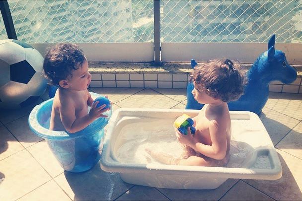 Pietro e Gabriel, filhos de Priscila Pires (Foto: Reprodução/Instagram)