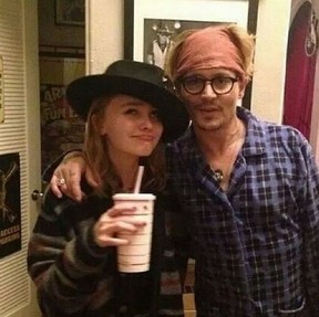 Lily-Rose e Johnny Depp (Foto: Reprodução/ Instagram)