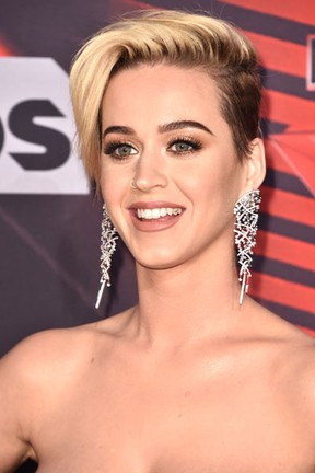 Katy Perry em prêmio de música na cidade de Inglewood, na Califórnia, nos Estados Unidos (Foto: Alberto E. Rodriguez/ Getty Images/ AFP)
