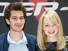 Namorados na vida real, Emma Stone e Andrew Garfield lançam filme