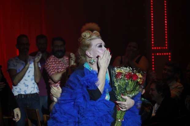 Rogéria no Teatro Rival (Foto: Anderson Barros / Ego)
