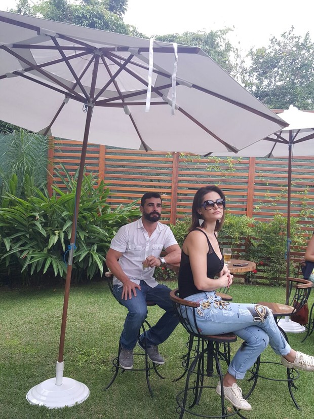 Laura e Jorge fazem degustação de buffet de seu casamento (Foto: R2assessoria / Divulgação)