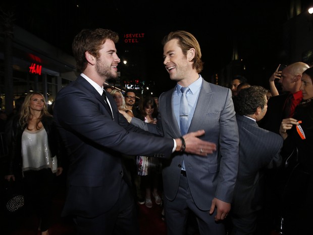 Liam Hemsworth e Chris Hemsworth em première de filme em Los Angeles, nos Estados Unidos (Foto: Mario Anzuoni/ Reuters)