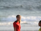 Sasha treina vôlei na praia da Barra, no Rio