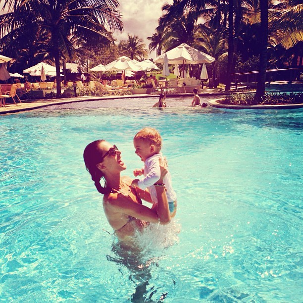 Alessandra Ambrosio com o filho (Foto: Reprodução/Instagram)