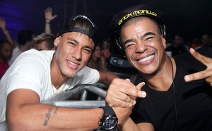 Neymar e Erick Morillo (Foto: Adriel Douglas/Divulgação)