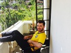 Após bebedeira no Rock in Rio, Sam Smith posa com cara de ressaca
