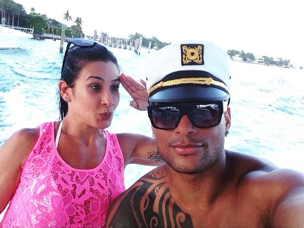 Scheila Carvalho e Tony Salles em Miami, nos Estados Unidos (Foto: Instagram/ Reprodução)
