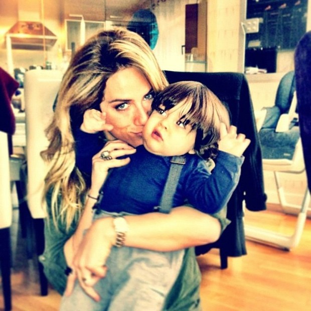 Giovanna Ewbank com Vicente, filho de Ricardo Pereira (Foto: Instagram/Reprodução)