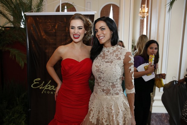 Rayanne Morais e Carla Prata no evento Fashion Tea (Foto: Felipe Panfili/AgNews)