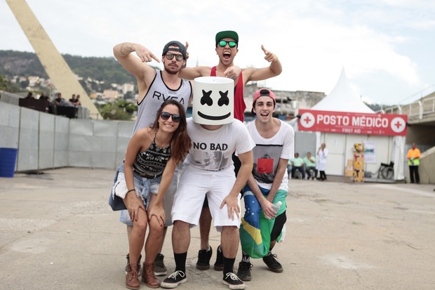 Looks engraçados no Ultra Music Festival Brasil  (Foto: Anderson Barros / EGO)