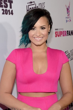 Demi Lovato em evento em Los Angeles, nos Estados Unidos (Foto: Jason Kempin/ Getty Images/ AFP)