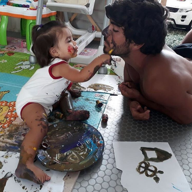 Hugo Moura com a filha, Maria Flor (Foto: Reprodução/Instagram)