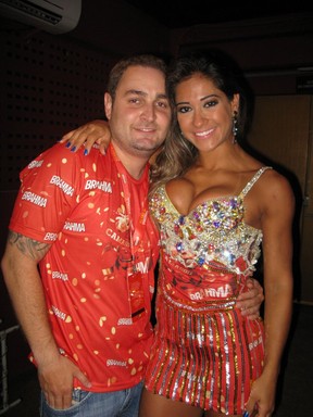Mayra Cardi e marido (Foto: EGO)