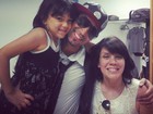 Simony e a filha tietam Latino: 'A Pyetra ficou doida'