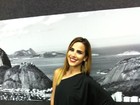 Wanessa aparece de cabelos lisos e look sexy no Rock in Rio