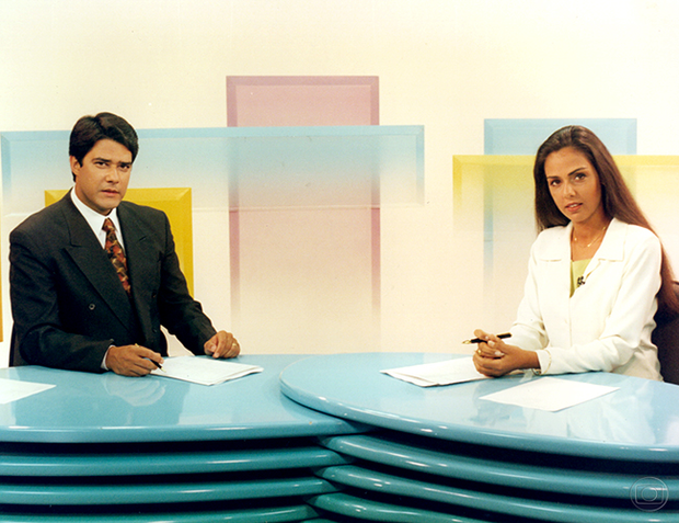William Bonner e Cristina Ranzolin na bancada do Jornal Hoje (Foto: Arley Alves/TV Globo)
