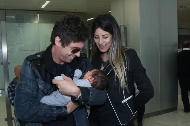 Hudson com a família (Foto: Thiago Duran / AgNews)