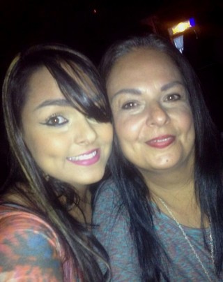 Andressa Soares, a Mulher Melancia, com a mãe Carmen (Foto: Reprodução/Instagram)