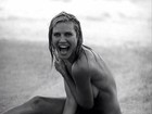 Heidi Klum tem um momento nostalgia e posta foto pelada