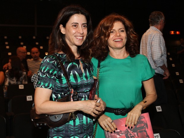 Fernanda Torres e Debora Bloch em teatro na Zona Sul do Rio (Foto: Anderson Borde/ Ag. News)