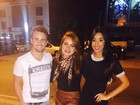MC Bruninha janta com os ex-BBBs Talita e Rafael: ‘São especiais’