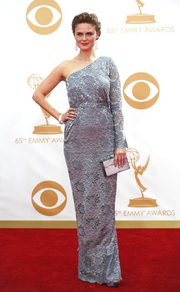 Emily Deschanel no Emmy 2013 (Foto: Reuters)