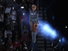 Show de Lady Gaga no Super Bowl 'bomba' na web e famosos comentam