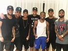 Neymar vai a festa na casa de Nego do Borel após goleada na Rio 2016