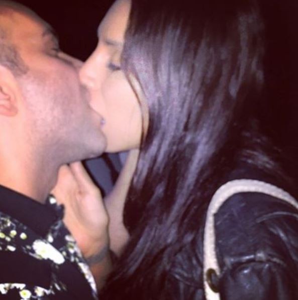 Matheus Mazzafera beija Lea Cerezo (Foto: Reprodução/Instagram)