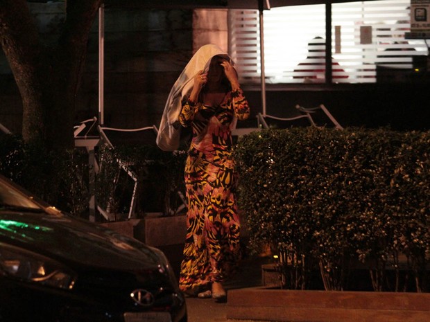 Andressa Urach em restaurante em São Paulo (Foto: Orlando Oliveira/ Ag. News)