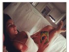 Solange Gomes reclama de dor nas costas e dá o motivo: 'peso do peito'