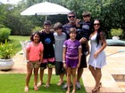 Alexandre Frota sai de férias com a família