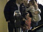 Ben Affleck e Jennifer Garner levam as filhas para jantar juntos