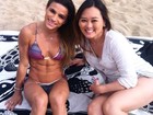 Jade Barbosa exibe abdome com gominhos em foto de biquíni