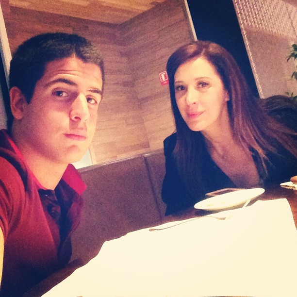 Enzo e Claudia Raia jantam no Rio (Foto: Instagram/ Reprodução)