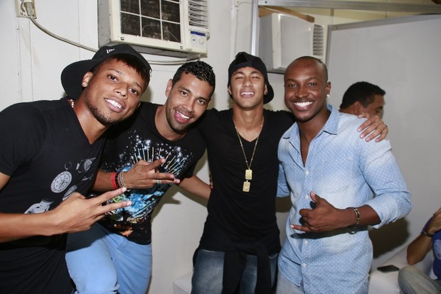 Neymar com Thiaguinho (Foto: Divulgação/Fred Pontes)