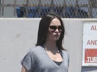 Grávida, Megan Fox exibe barriguinha em Hollywood