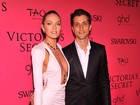 Candice Swanepoel está noiva de modelo brasileiro, diz site