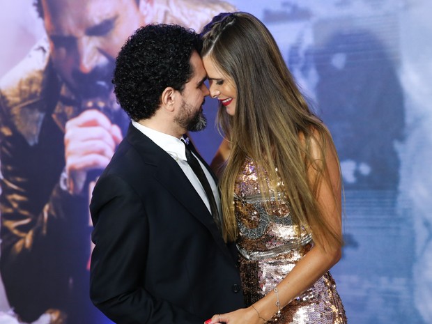 Luciano com a mulher, Flávia Fonseca, em show em São Paulo (Foto: Manuela Scarpa/ Brazil News)