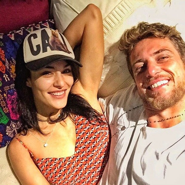 Ex-BBB Daniel Manzieri com a namorada, a modelo Thayna Brito  (Foto: Instagram/ Reprodução)