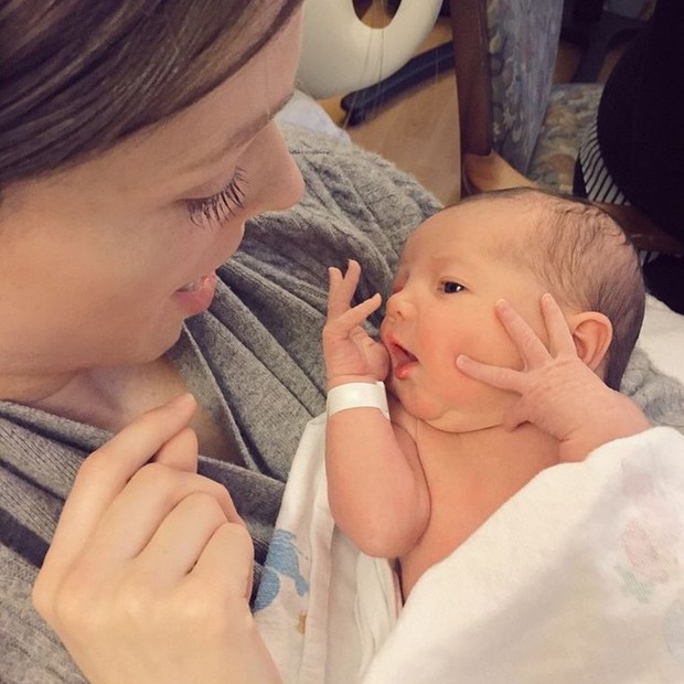 Coco Rocha dá à luz primeira filha, Ioni Conran (Foto: Reprodução / Instagram)