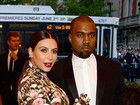 Kanye West presenteia Kim com livros da infância da socialite, diz site