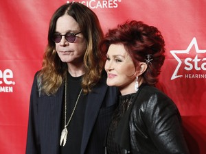 Ozzy e Sharon Osbourne em evento em Los Angeles (Foto: Reuters)
