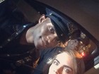 Cara Delevingne faz selfie com policiais em Nova York