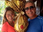 Roberto Justus dá à namorada ovo de chocolate de quase R$ 1 mil 
