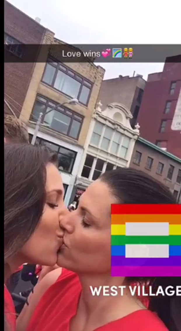 Angelis Borges vai a Parada Gay em Nova York (Foto: Instagram)