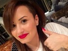 Demi Lovato pinta o cabelo e volta a ser morena