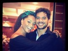 Juliana Alves comemora quatro anos de namoro com jantar no Rio